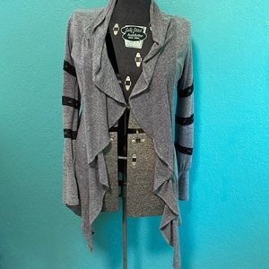 {Awake Couture} 🖤 Open Front Top